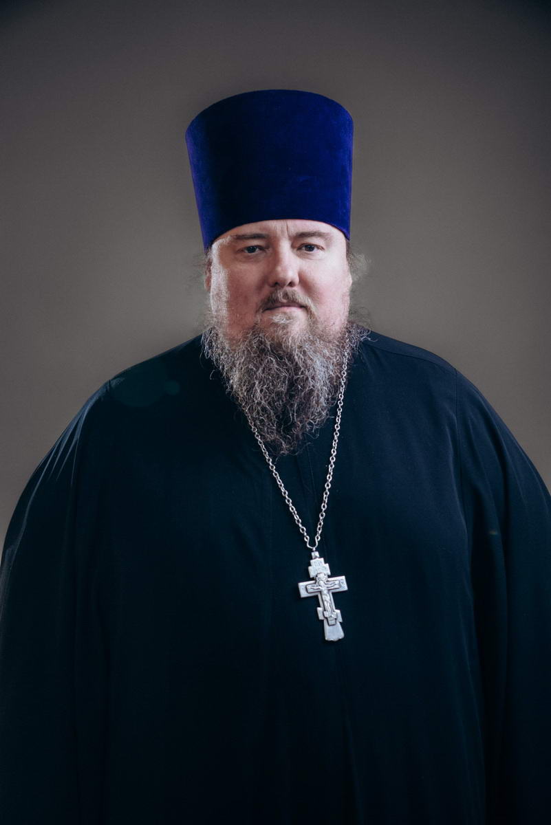 Артемий Никонов